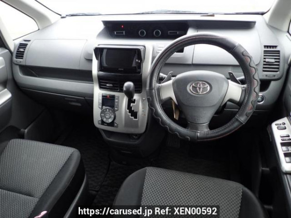 Used 2008 AT toyota noah ZRR75W Image[16]