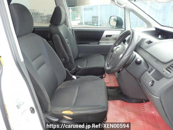 Used 2009 AT toyota voxy ZRR70W Image[9]