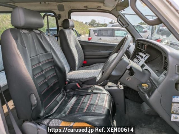 Used 2003 AT toyota hiace-van RZH102V Image[11]