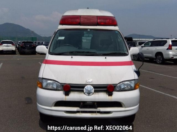 Used 1999 AT toyota granvia VCH38S Image[1]