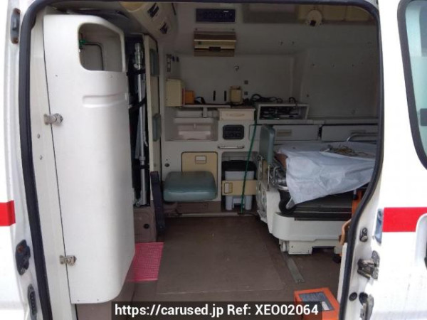 Used 1999 AT toyota granvia VCH38S Image[14]