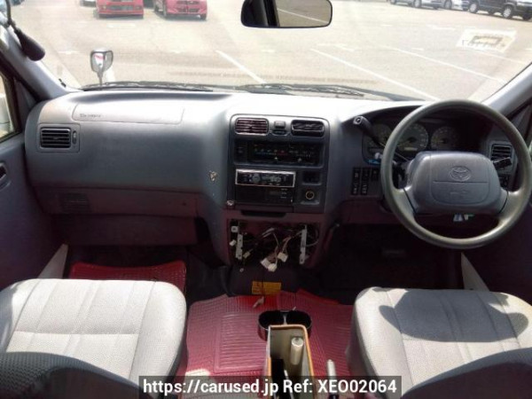 Used 1999 AT toyota granvia VCH38S Image[17]