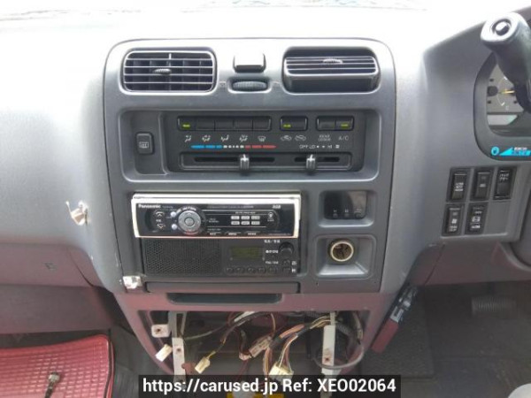 Used 1999 AT toyota granvia VCH38S Image[22]