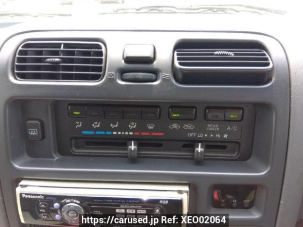 Used 1999 AT toyota granvia VCH38S Image[23]