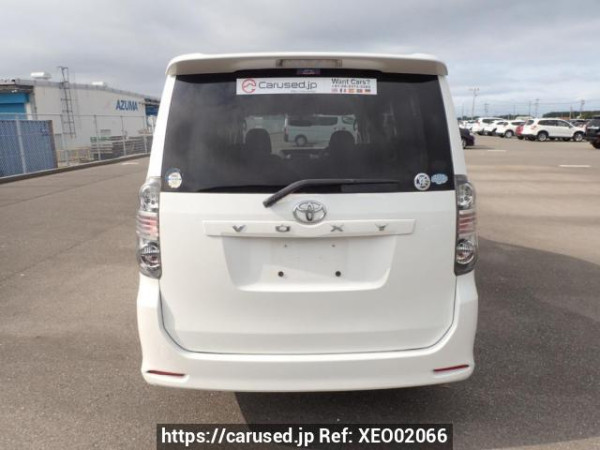 Used 2008 AT toyota voxy ZRR70W Image[4]