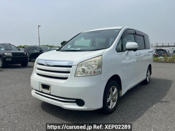 Used 2007 AT toyota noah ZRR70G Image[2]