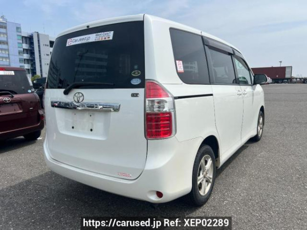 Used 2007 AT toyota noah ZRR70G Image[6]