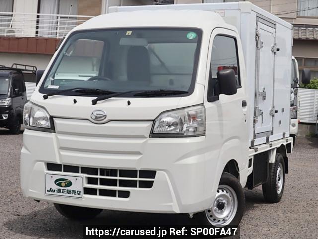 Daihatsu Hijet Truck 2017 from Japan