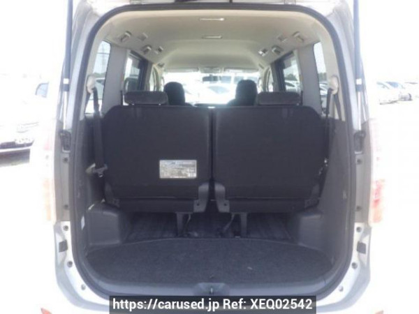 Used 2007 AT toyota noah ZRR75G Image[8]