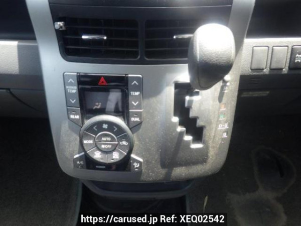 Used 2007 AT toyota noah ZRR75G Image[23]