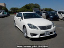 Toyota Crown GRS200