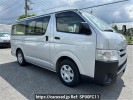 Toyota Regiusace Van TRH200V