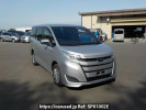 Toyota Noah ZRR85G