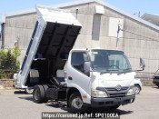 Hino DUTRO 2012 from Japan