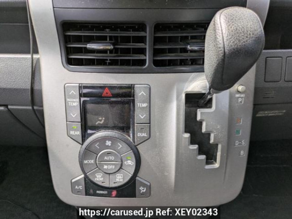 Used 2008 AT toyota noah ZRR70G Image[22]