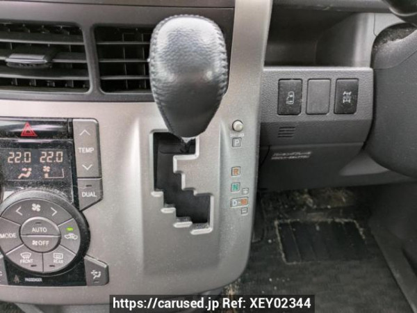 Used 2008 AT toyota noah ZRR75W Image[28]