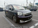 Toyota Voxy ZRR70W