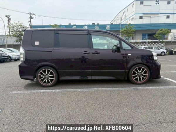 Used 2010 AT toyota voxy ZRR70W Image[7]