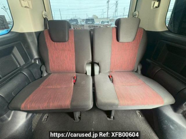 Used 2010 AT toyota voxy ZRR70W Image[15]