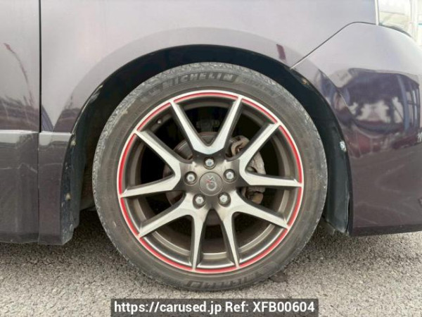 Used 2010 AT toyota voxy ZRR70W Image[28]