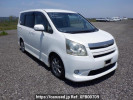 Toyota Noah ZRR75W