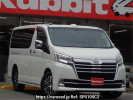 Toyota GRANACE GDH303W