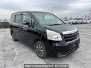 Toyota Noah ZRR70G