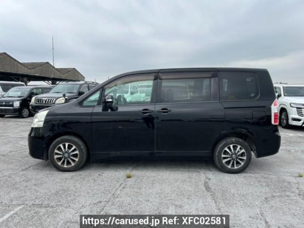 Used 2007 AT toyota noah ZRR70G Image[3]