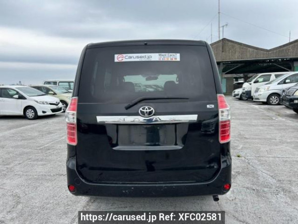Used 2007 AT toyota noah ZRR70G Image[5]