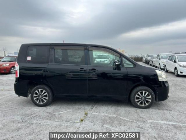 Used 2007 AT toyota noah ZRR70G Image[7]