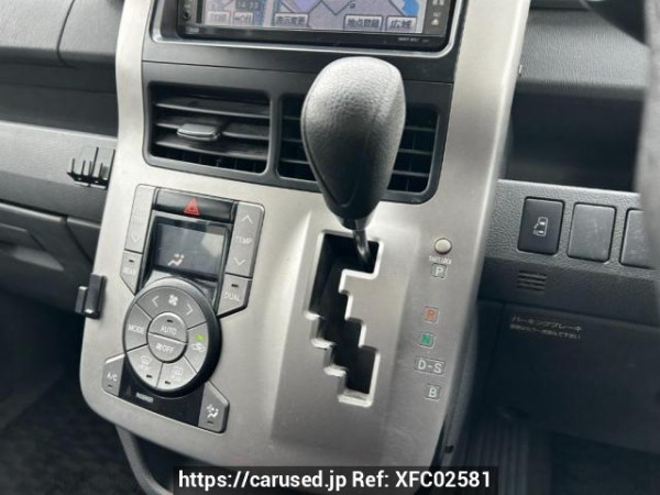 Used 2007 AT toyota noah ZRR70G Image[26]