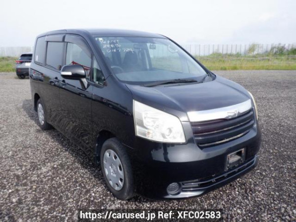Used 2008 AT toyota noah ZRR70G Image[0]