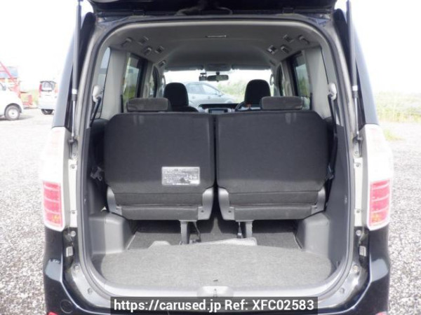 Used 2008 AT toyota noah ZRR70G Image[8]