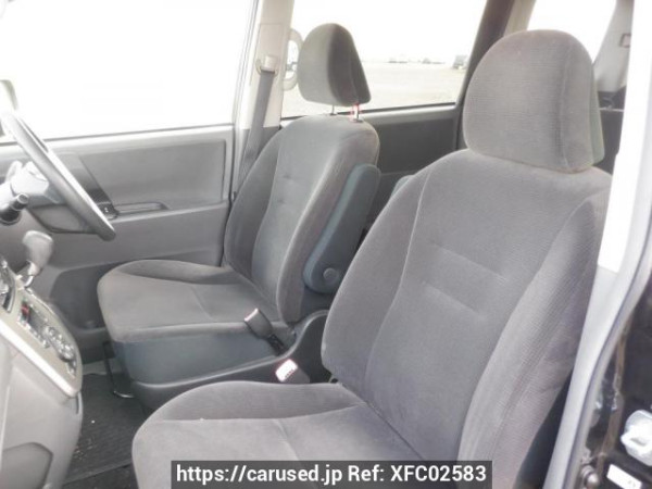 Used 2008 AT toyota noah ZRR70G Image[13]