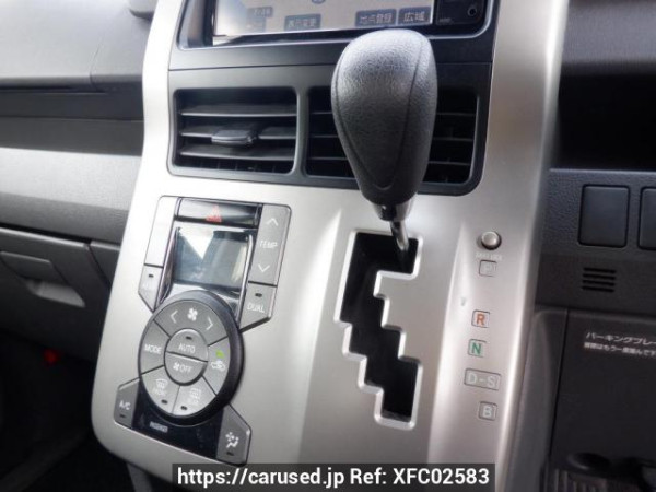 Used 2008 AT toyota noah ZRR70G Image[24]
