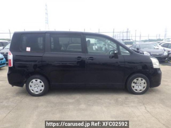 Used 2007 AT toyota noah ZRR70G Image[7]