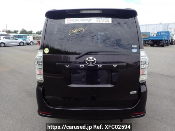 Used 2010 AT toyota voxy ZRR75W Image[4]