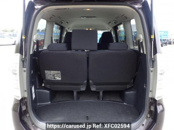 Used 2010 AT toyota voxy ZRR75W Image[6]