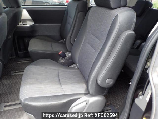 Used 2010 AT toyota voxy ZRR75W Image[12]