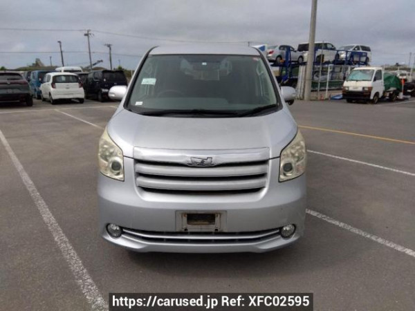Used 2008 AT toyota noah ZRR70G Image[1]