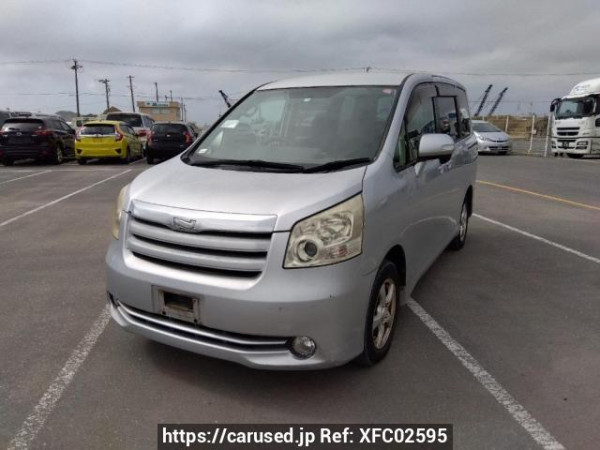 Used 2008 AT toyota noah ZRR70G Image[2]
