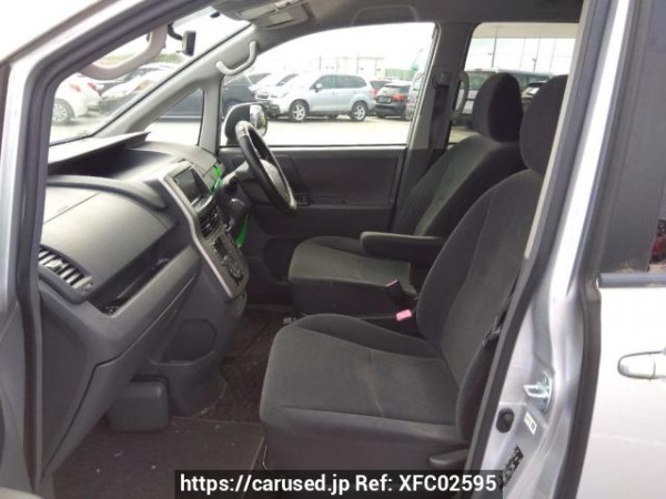 Used 2008 AT toyota noah ZRR70G Image[14]