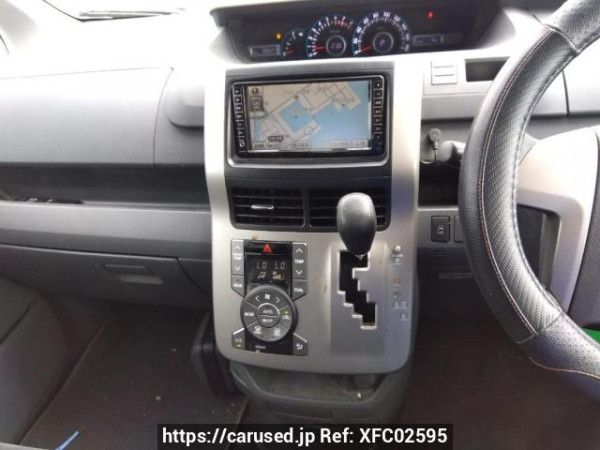 Used 2008 AT toyota noah ZRR70G Image[23]