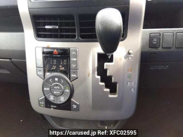 Used 2008 AT toyota noah ZRR70G Image[27]