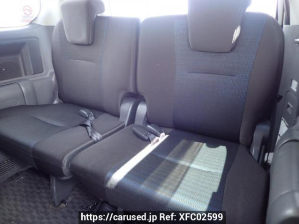 Used 2010 AT toyota voxy ZRR75W Image[15]