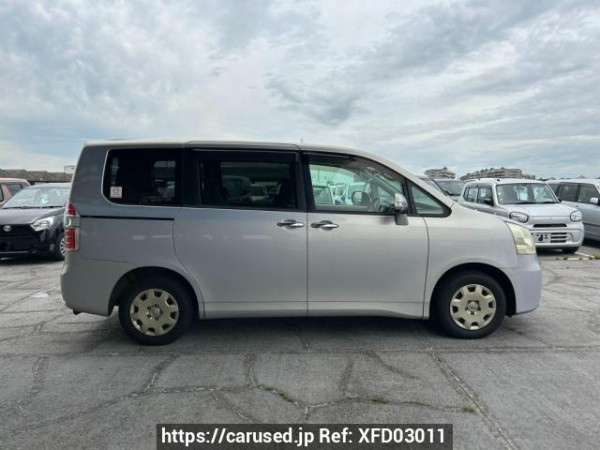 Used 2009 AT toyota noah ZRR70G Image[7]