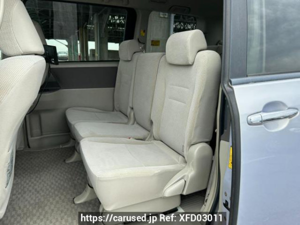 Used 2009 AT toyota noah ZRR70G Image[15]
