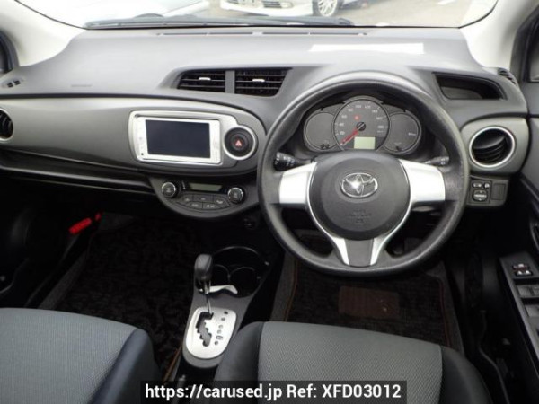 Used 2013 AT toyota vitz NSP130 Image[16]