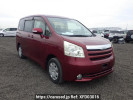 Toyota Noah ZRR70G