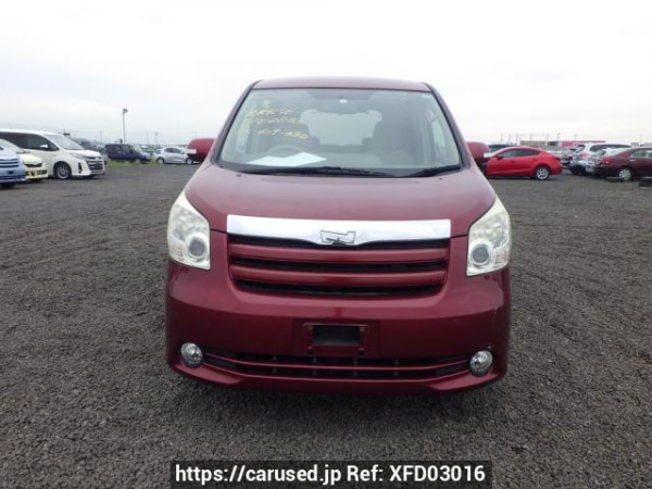 Used 2008 AT toyota noah ZRR70G Image[1]